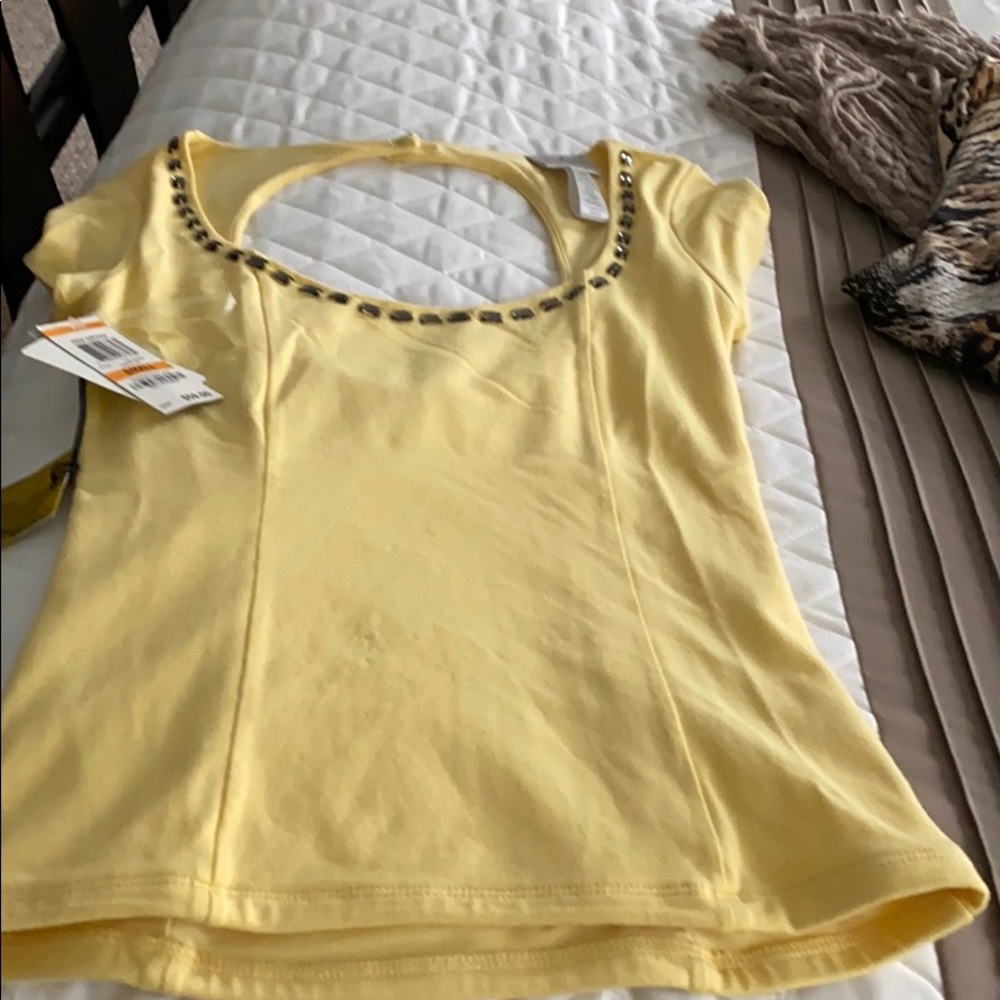 Size small yellow top NWT